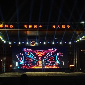 我院杜明同学参加平果大学园区第三届校园十大歌手,并获得十大歌手奖